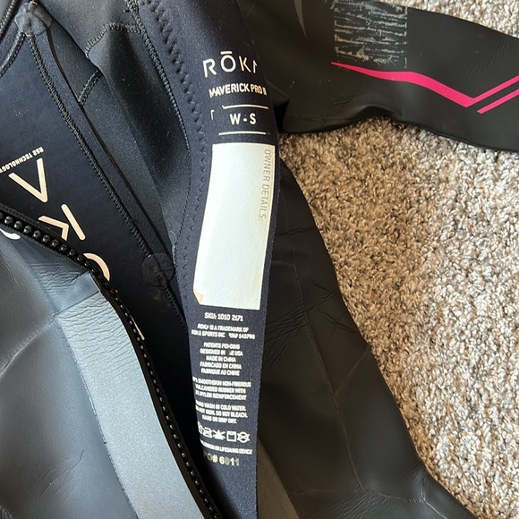 COPY - Women’s SMALL Roka Maverick pro 2 wetsuit - Picture 3 of 3